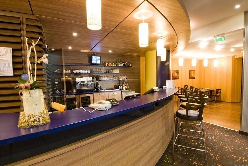Canal Suites Пантен Екстериор снимка